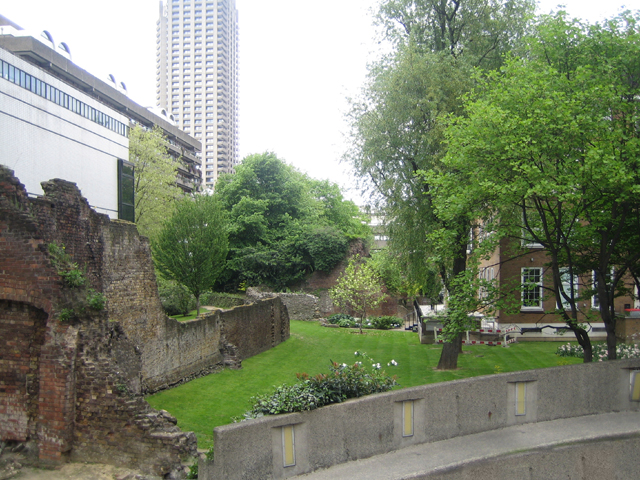 Barber-Surgeons' Hall Gardens