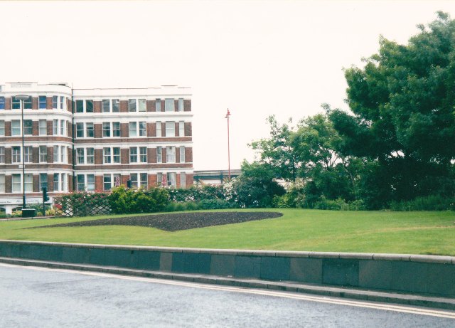 Blackfriars Bridge South Garden and Blackfriars Underpass